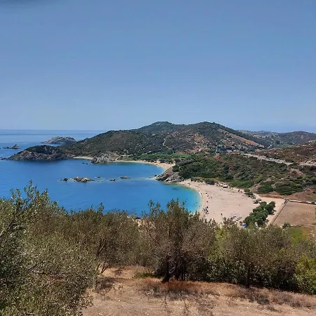 Seagulls - Within Walking Distance From Sea!